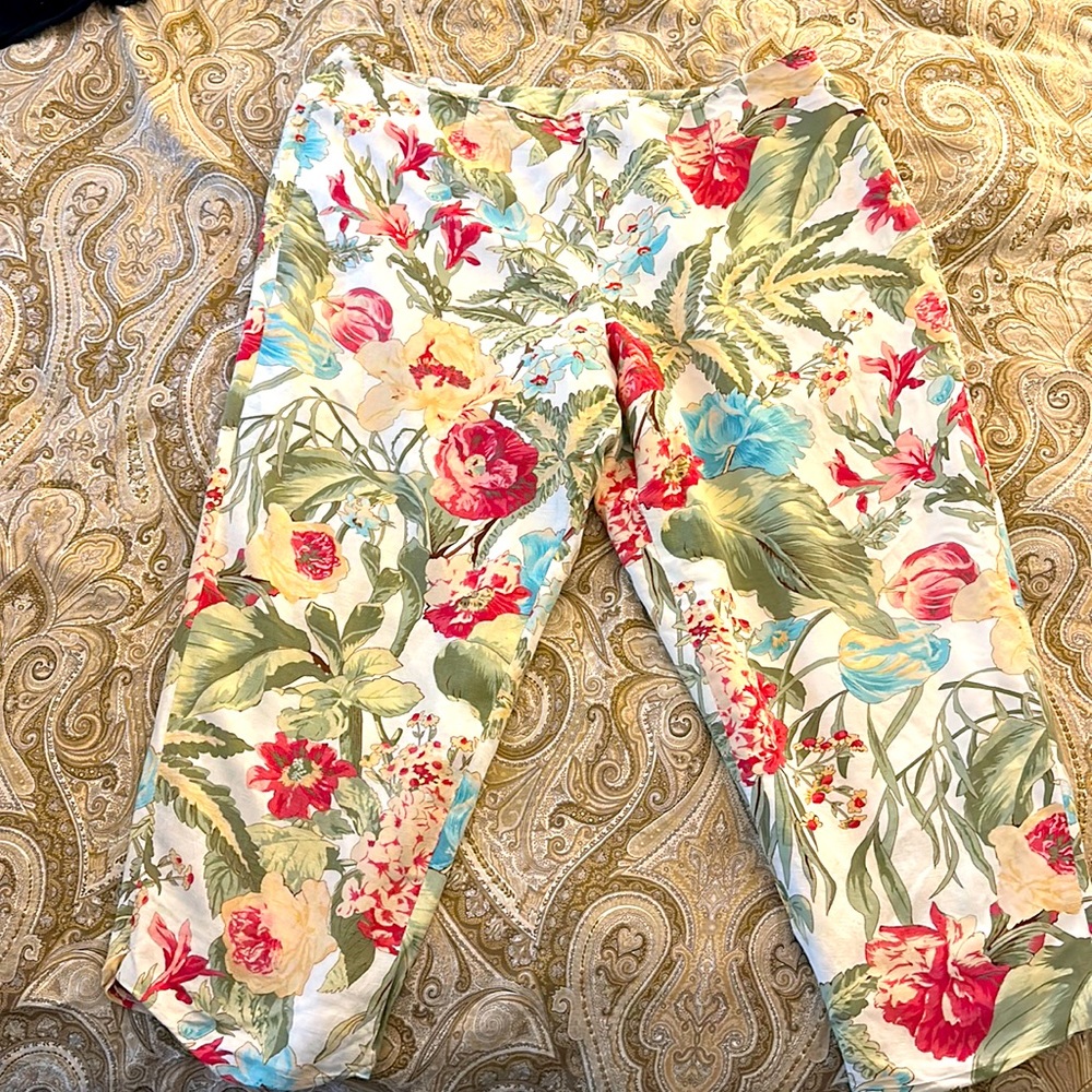 Vintage Jones New York Country circa 1980s